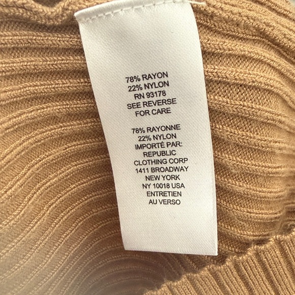 THARA TOP - Picture 7 of 7